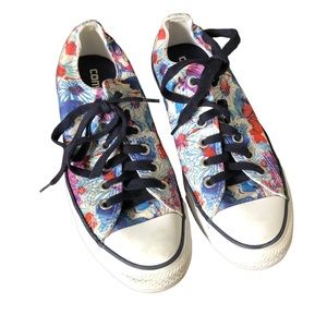 Floral converse Chuck Taylor sneakers size 8